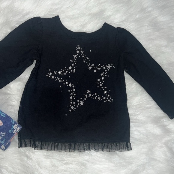 Bundle of (2) 24months / 2T Tops - Picture 3 of 5